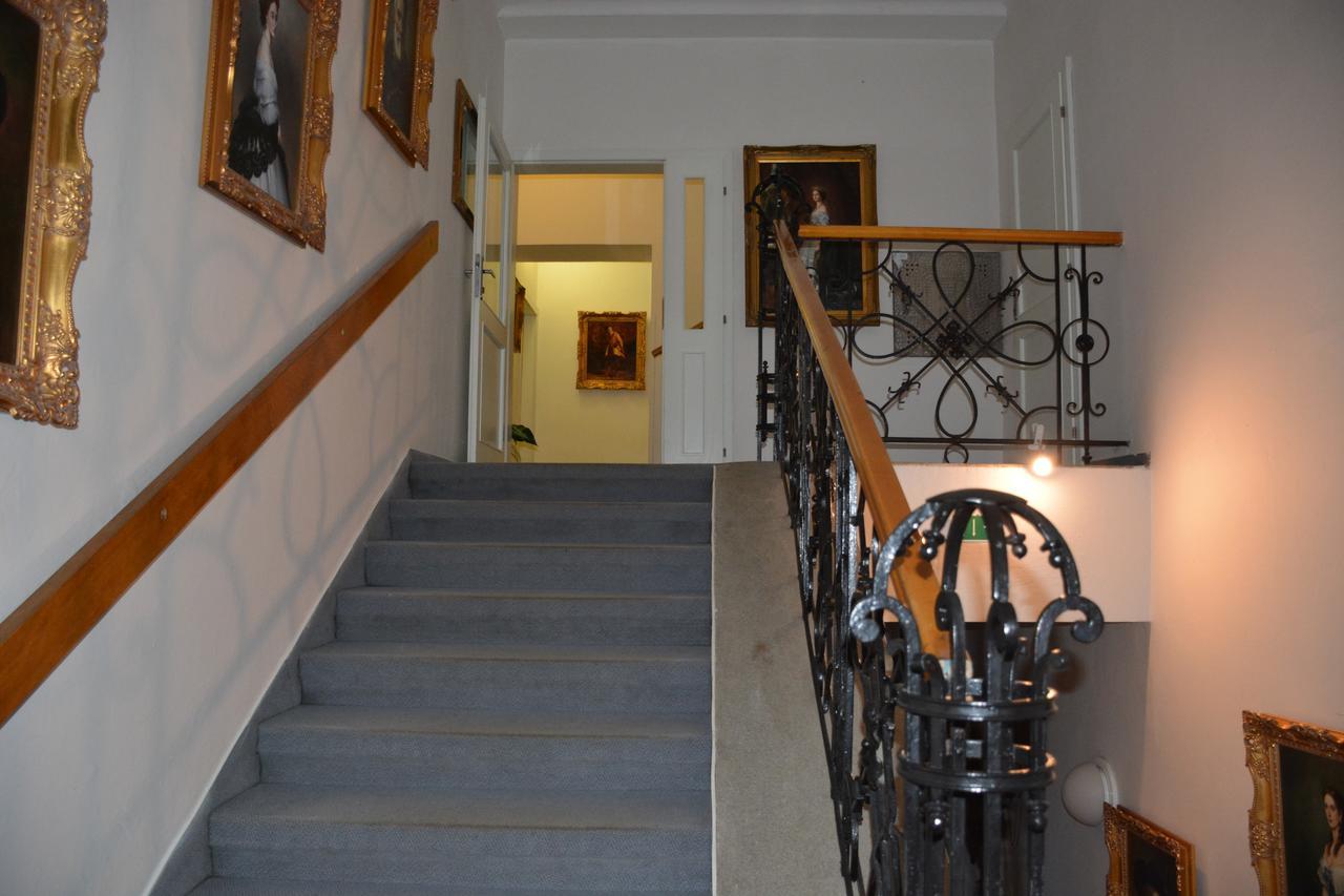 Hotel Zámeček na Čeladné Čeladná Exterior foto